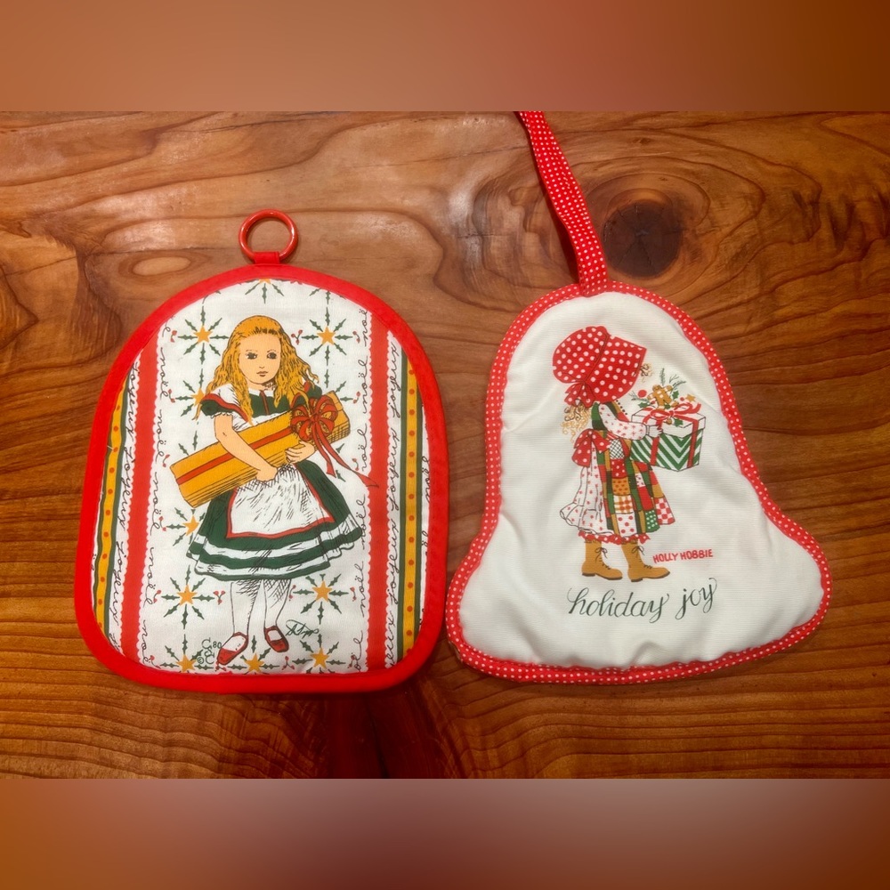 Vintage Christmas Girl Present Kitchen & Holly Hobbie Wisher Joy Pot Holders